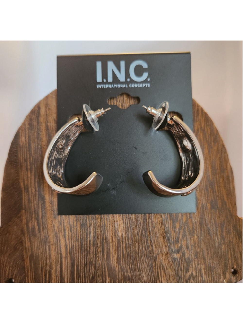 I.N.C. International Concepts Silver toned Hoop Earrings 1.25" L X 0.75" W - Picture 6 of 8